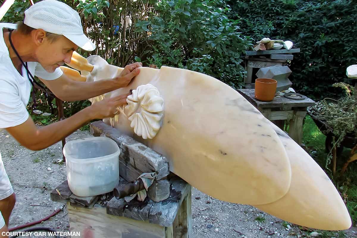 escultura babosa de mar