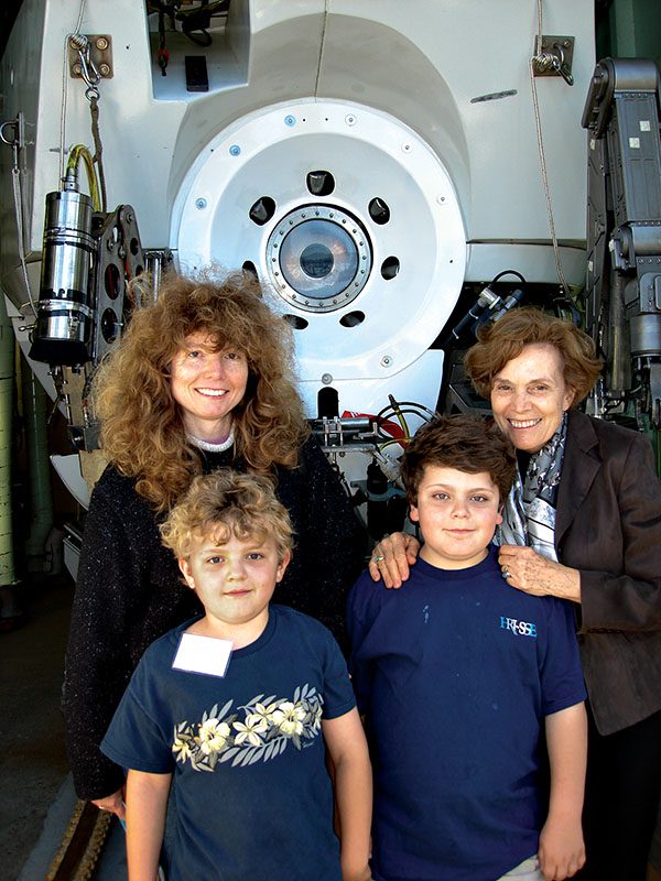 Taylor, her two children, and her mother, Sylvia Earle