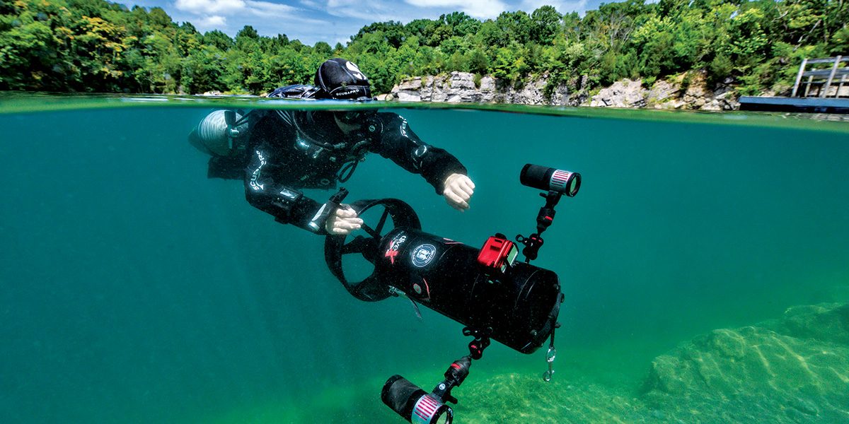 recreational and technical divers use DPVs