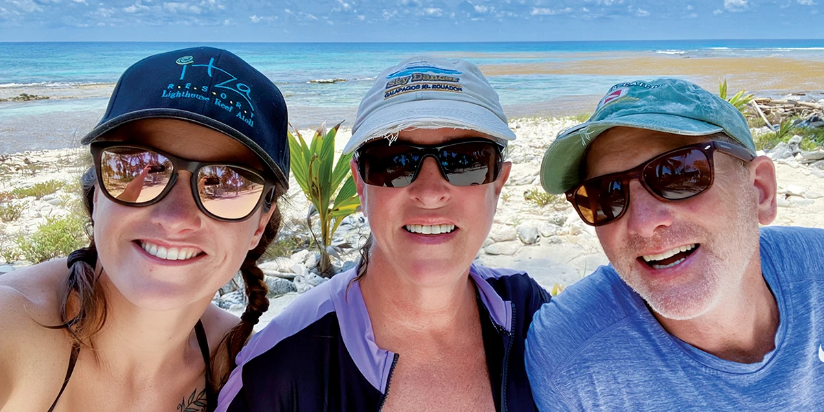 Shannon poses with her parents, Kim and Ben Amiot